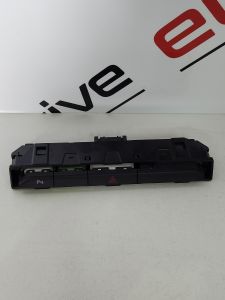 VOLKSWAGEN PASSAT B8 2016 HAZARD SWITCH 3G2853769A