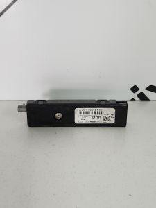 Mercedes Benz C63 AMG W204 2011 Rear Aerial Antenna Amplifier A2048200189