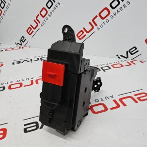 Mercedes-Benz RHD Petrol Fuse box set Intercable Positive Jumpstart terminal A2065409901