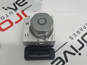 MERCEDES CLA 117  ABS PUMP A0004311600 A2469001113