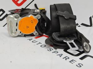  2015 AUDI A3 S3 RS3 8V RIGHT FRONT SEAT BELT BLACK 8V5857706E A226
