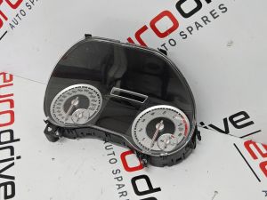 2015 Mercedes-Benz A W176 INSTRUMENT CLUSTER A1769008901