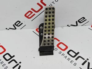 2018 MERCEDES BENZ C CLASS ACCELERATOR PEDAL ELECTRONIC A2053000104