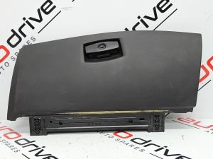 BMW 2010 5 SERIES E60 E61 BLACK GLOVE BOX LID 7063460 7063500 72750413 5116706346