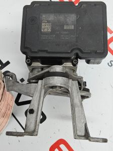 2006-2015 Mercedes C-Class ABS Pump Module A2045455232