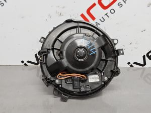 VOLKSWAGEN GOLF VII LIM HEATER FAN MOTOR 2016 5Q2819021B 1878951 A214