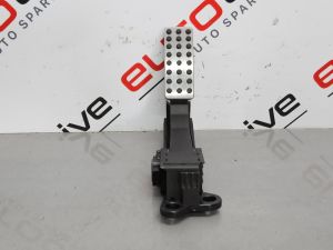 06-12 Mercedes X164 GL450 ML350 R350 Gas Throttle Accelerator Pedal A1643000004 A270