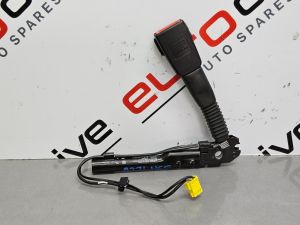 2012-2018 BMW M3 Front Right Seat Belt Buckle 33040940 33040940 D 726194604 1B23314 000108657673 A271