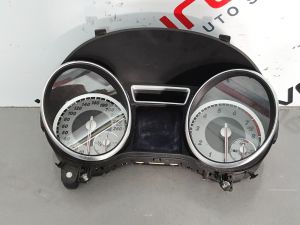 2014-2015 Mercedes-Benz CLA250 Instrument Cluster A1179004001 0263697113 1030052181 