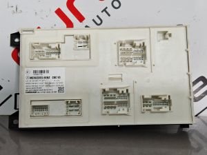2017 MERCEDES A CLASS AMG SAM CONTROL MODULE A1569007702 A260