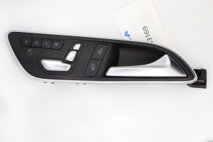 Mercedes-Benz C117 CLA250 Left/Driver Side Interior Door Handle W/ Seat Buttons A2467600 A2469054801
