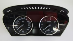 A281 BMW 5 Series Speedometer cluster 62.11-9153755 110.080.213/839