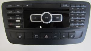 2014 Mercedes-Benz CLA250 CD Radio A2469000512