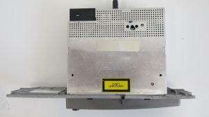 BMW 7 Series E65 E66 E67 CD Audio System Controller Player 6977634